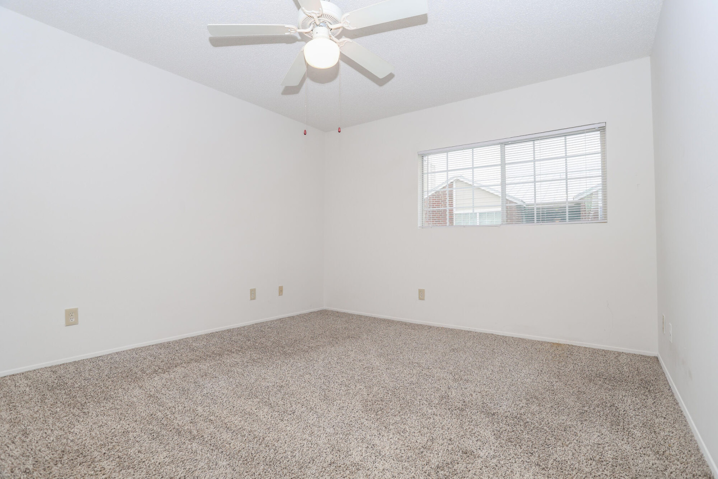 Thompson Place Apartments Image 10