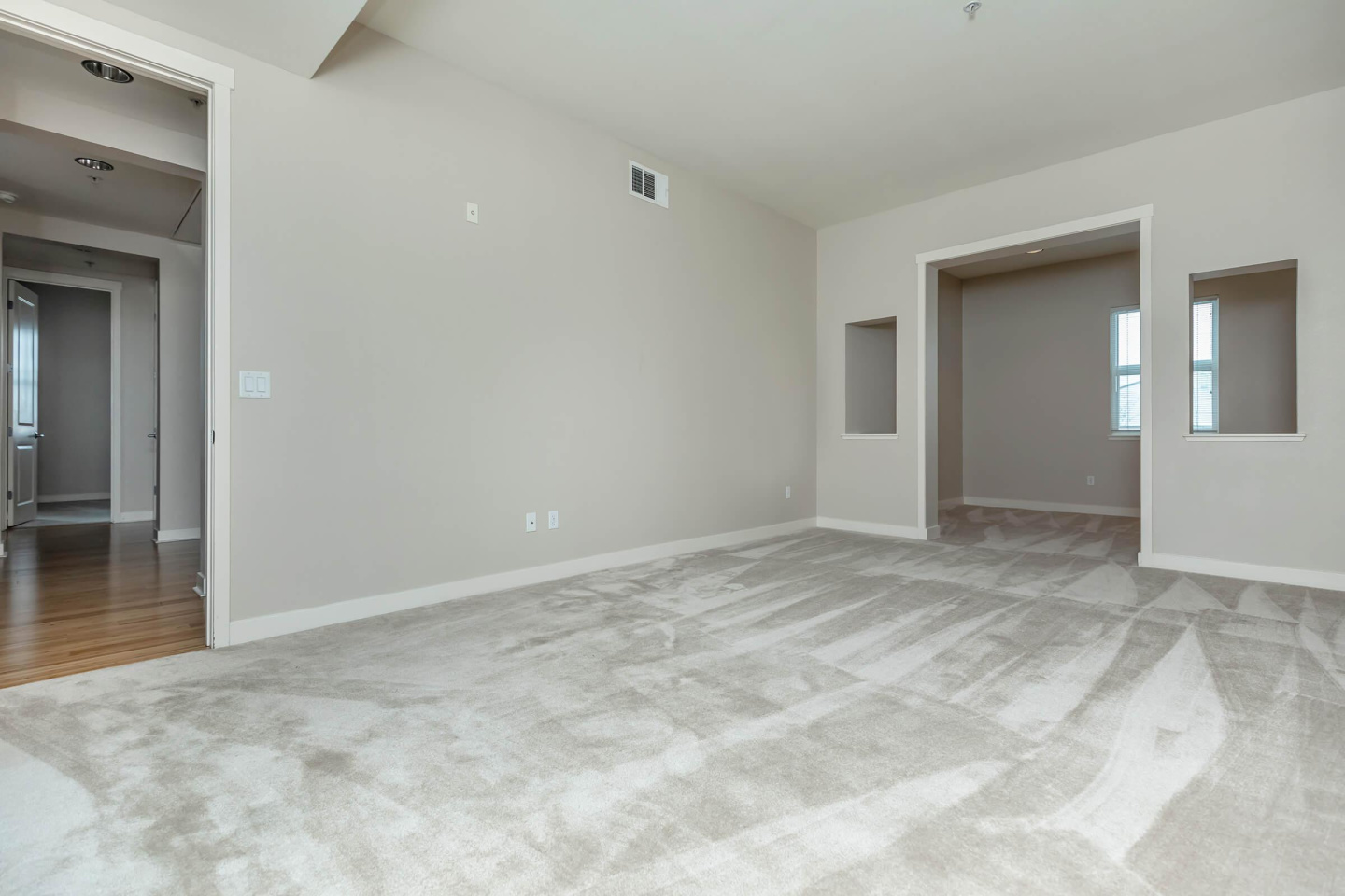 Oak Walk Image 20