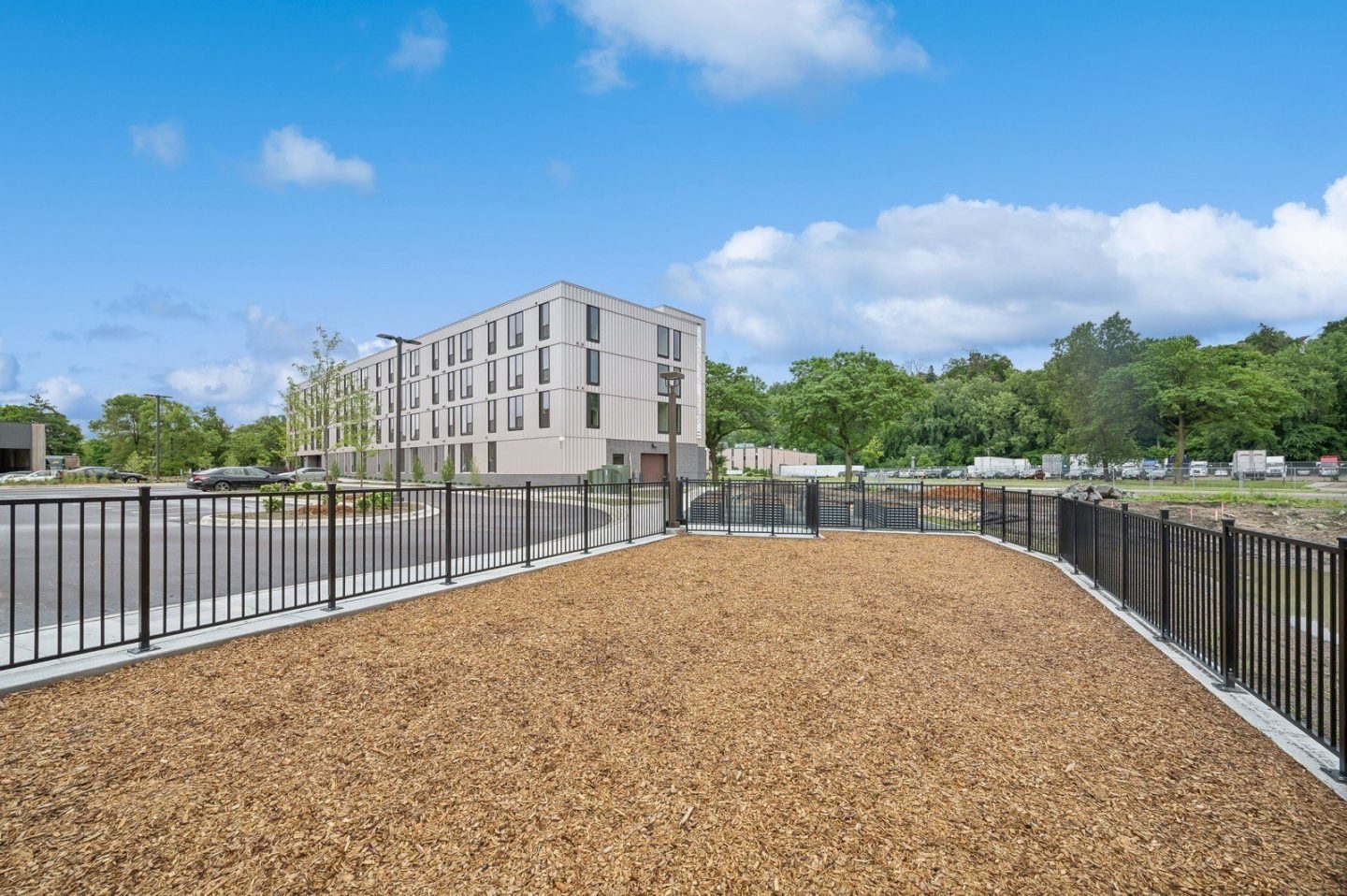 Harbourline Apartments Image 3