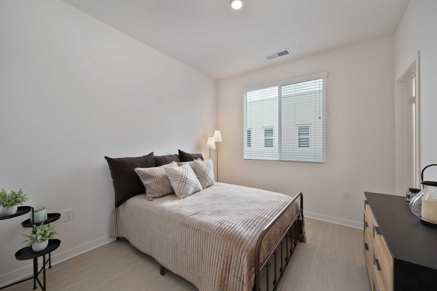 River Gate Townhomes Image 34