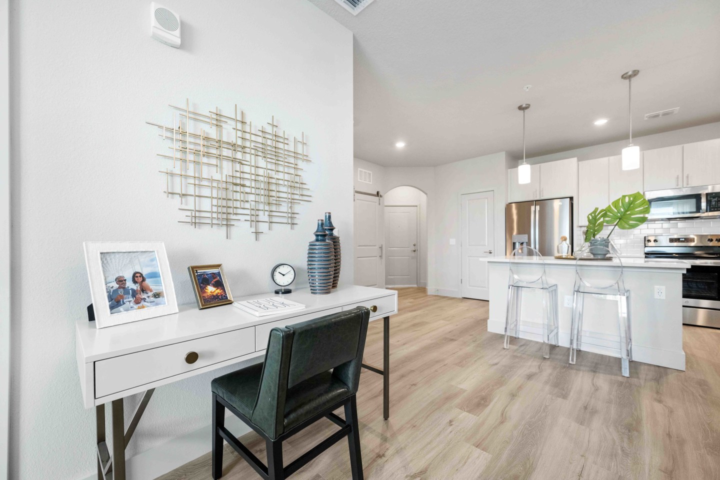 Dunson Grove Image 1