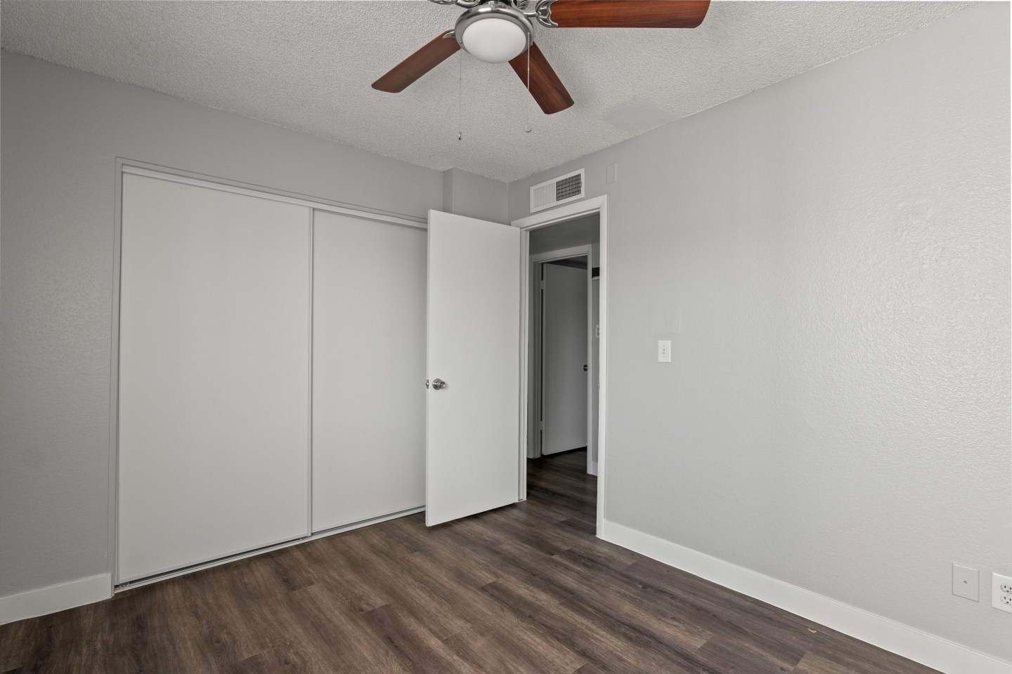 Mariposa Flats Image 16