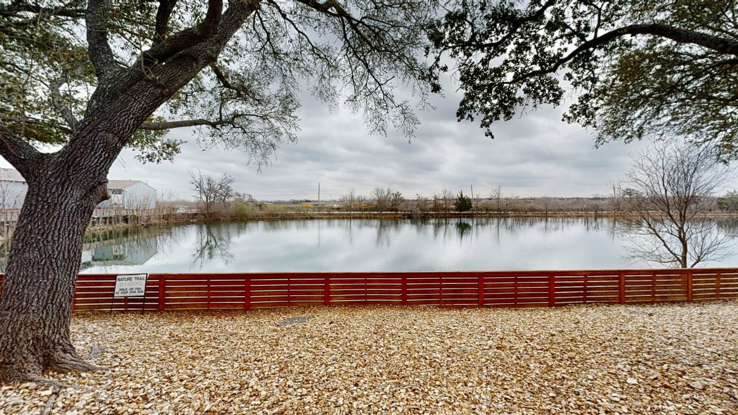 Lake Breeze Image 17