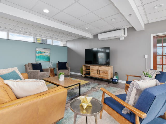 100 Memorial Drive Image 29