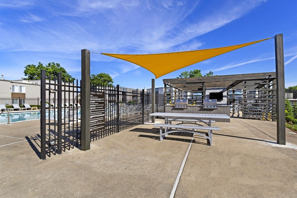Halsey Flats Image 15