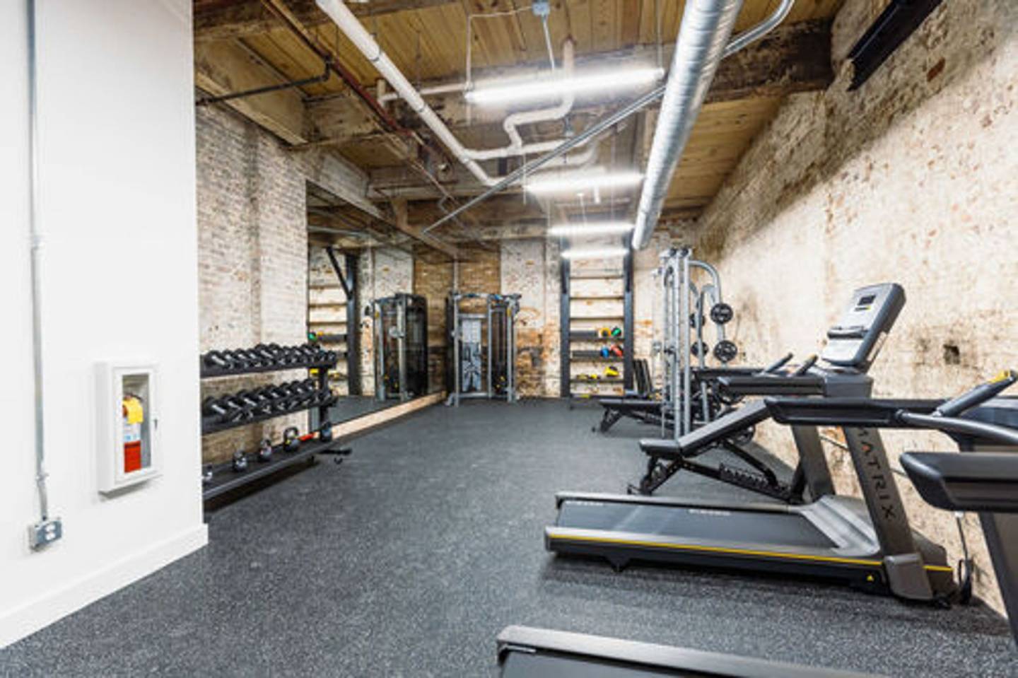 Lofts at Abrams Fixtures Image 15