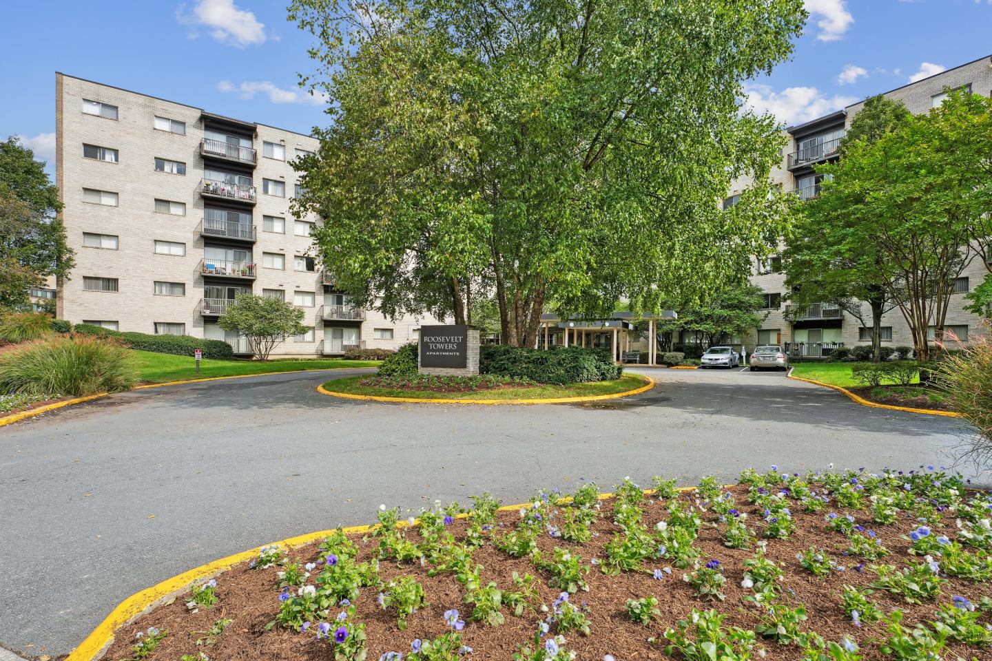 Roosevelt Towers Image 34