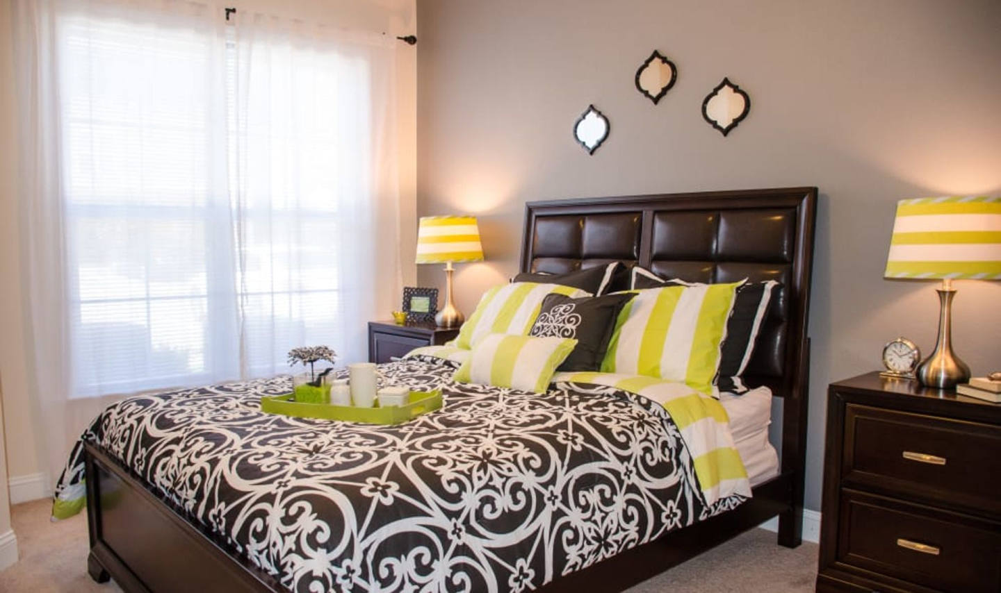 Eagle Harbor Apartments Image 12