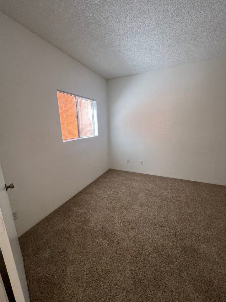 Emerald Pointe Image 12