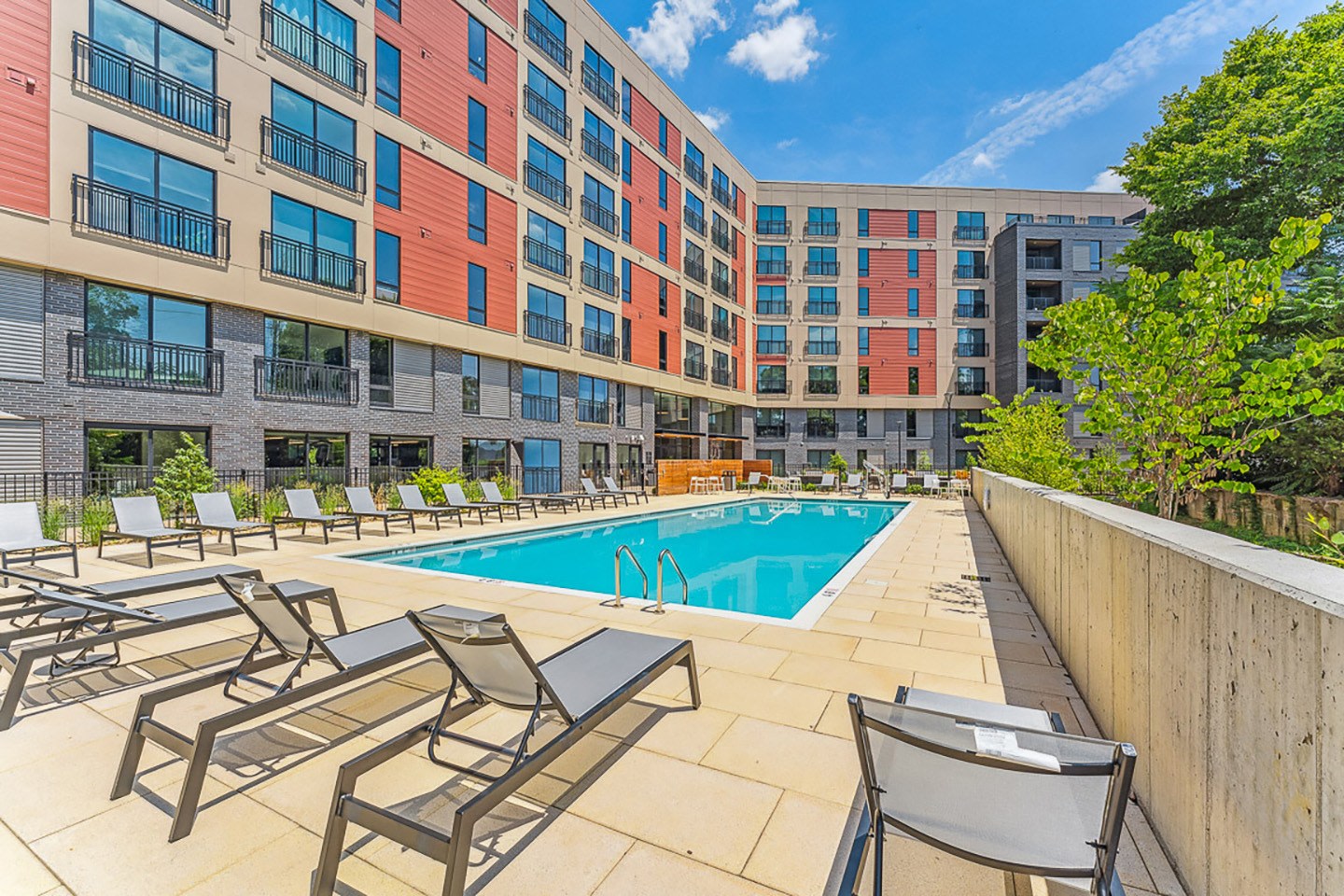 Hydro Apartments Image 1