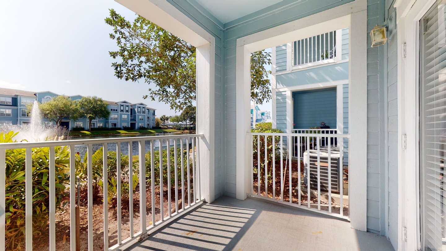 The Enclave at Tranquility Lake Apartments Image 15