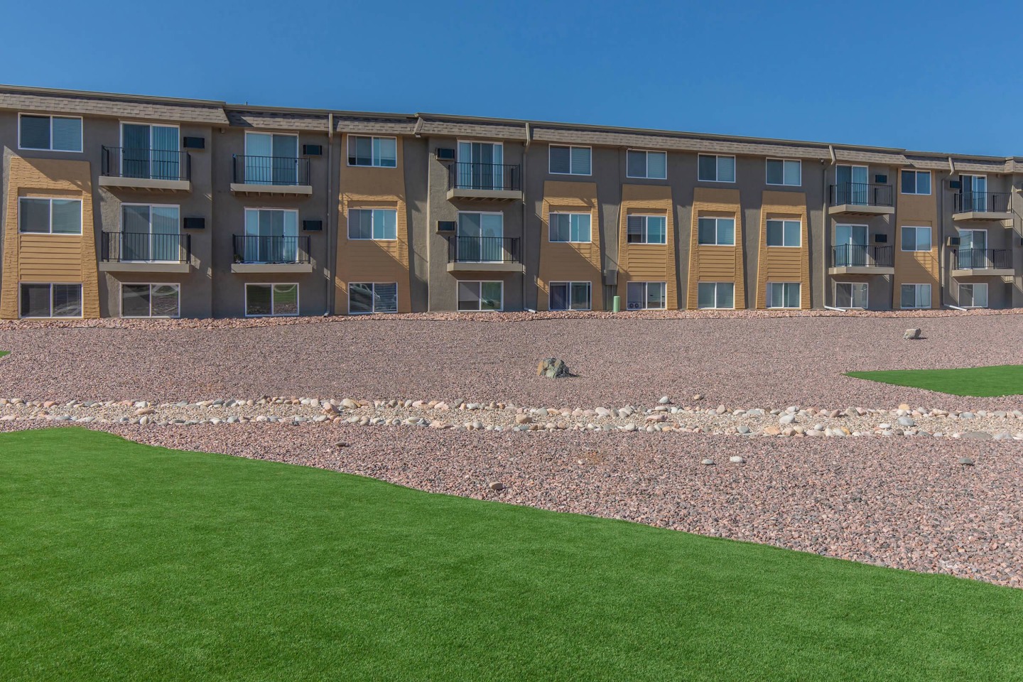 Ascent Apartments Image 4