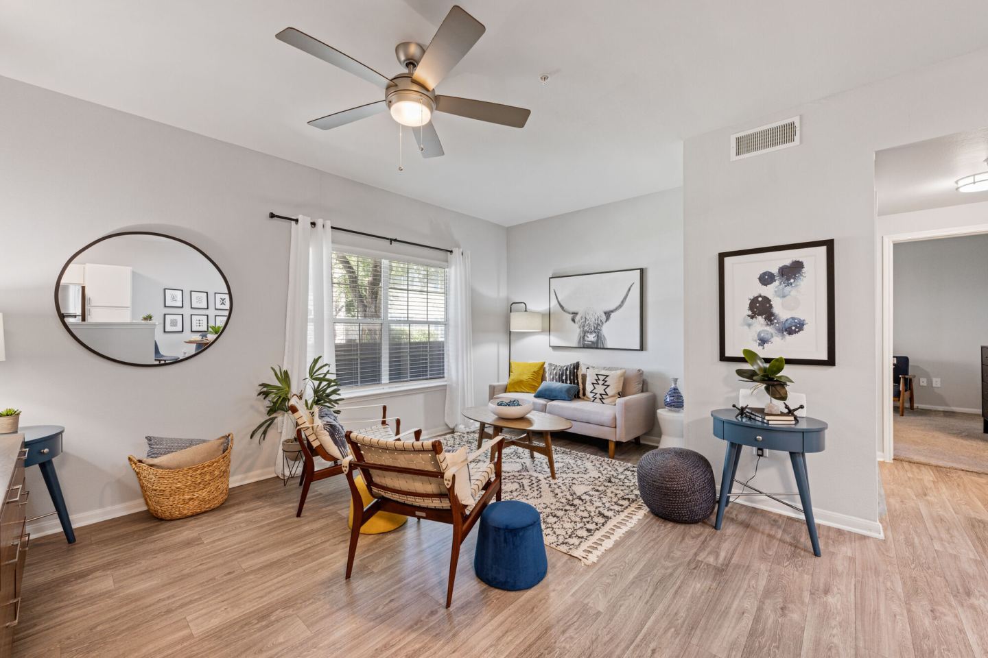 Oak Grove Apartments Image 3