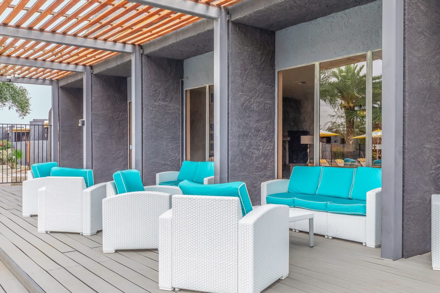 Aqua Apartments Image 5