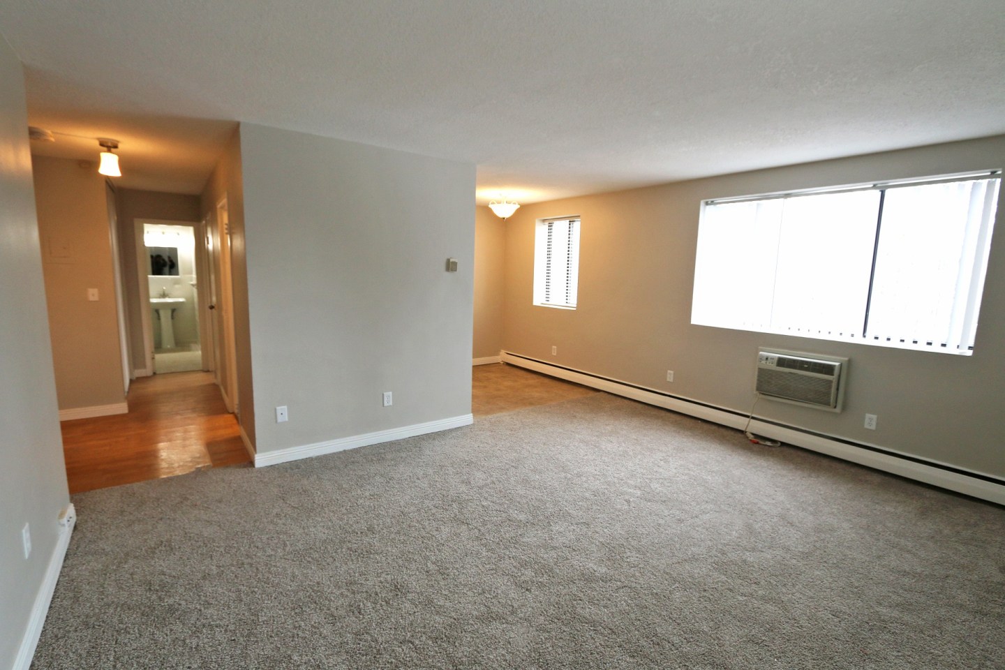 214 Place Apartments Image 10