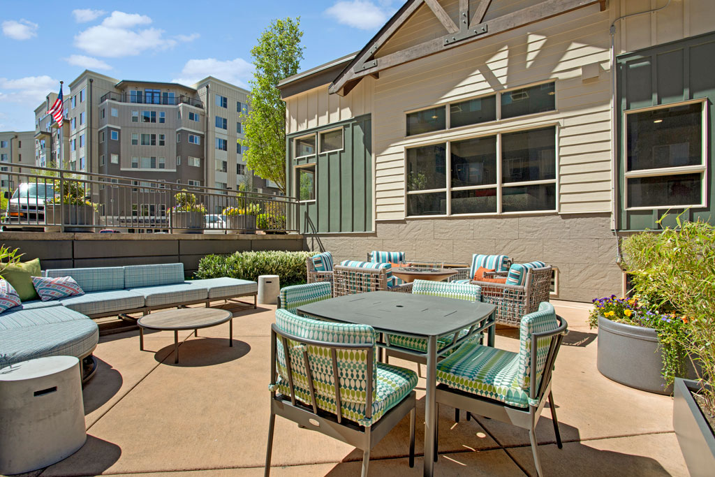Echo Lake Apartments Image 31