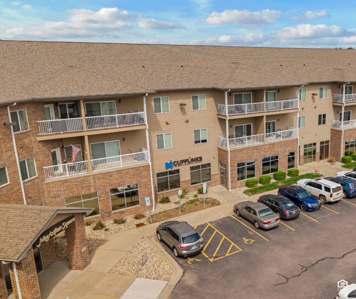 MacArthur Square Apartments Image 25