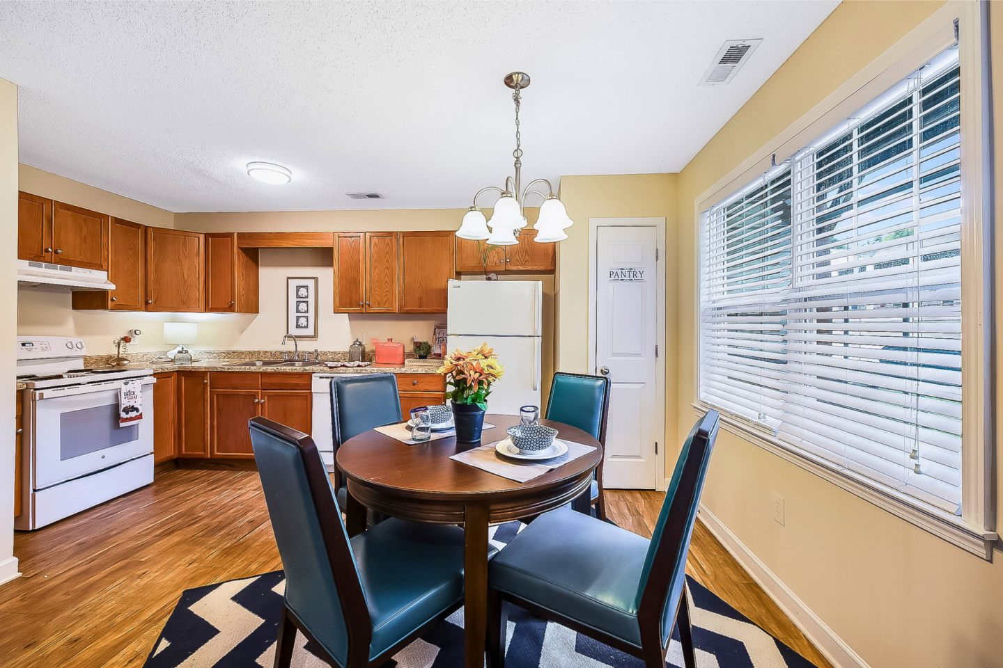 Meadow Creek Townhomes Image 13