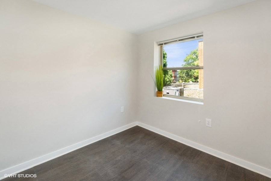 Carver Slowe Apartments Image 76
