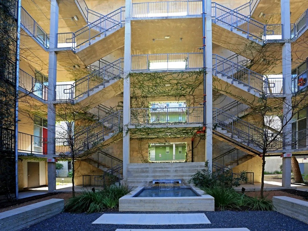 1221 Broadway Lofts Image 6