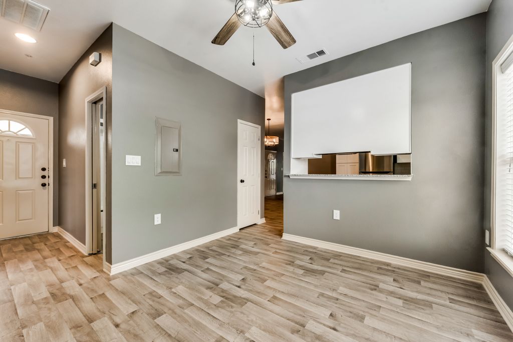 McFarlin Place Apartments Image 17