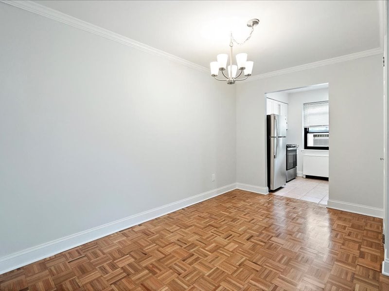 Grand Imperial Apartments Image 9