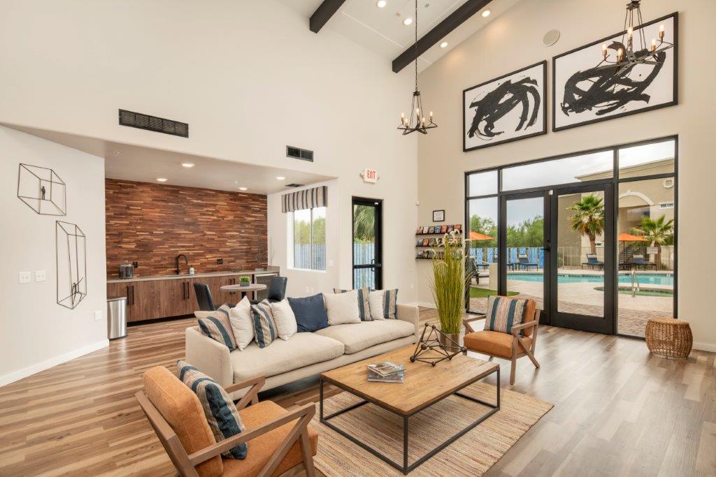 Equestrian Luxury Apartment Homes Image 16