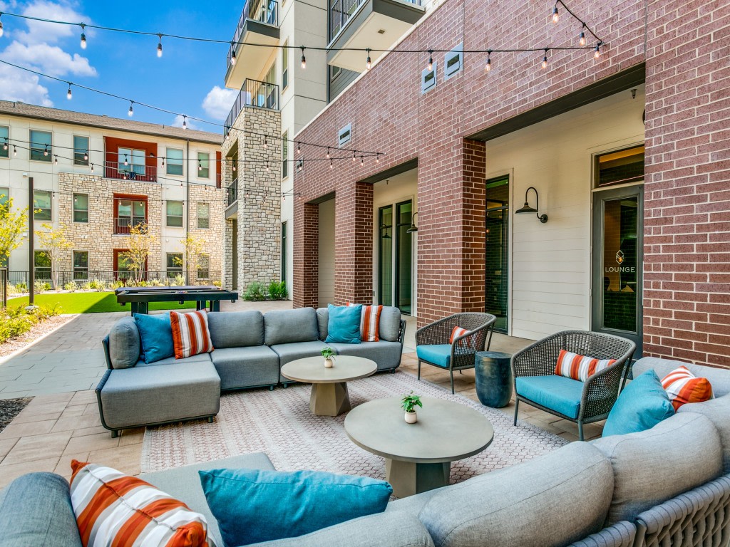 Sagemont Luxury Living Image 82