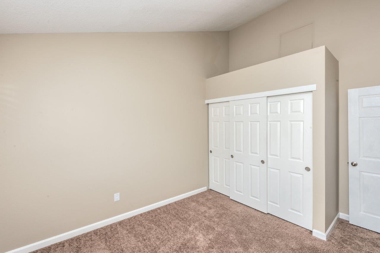 Townhomes with a View Image 21