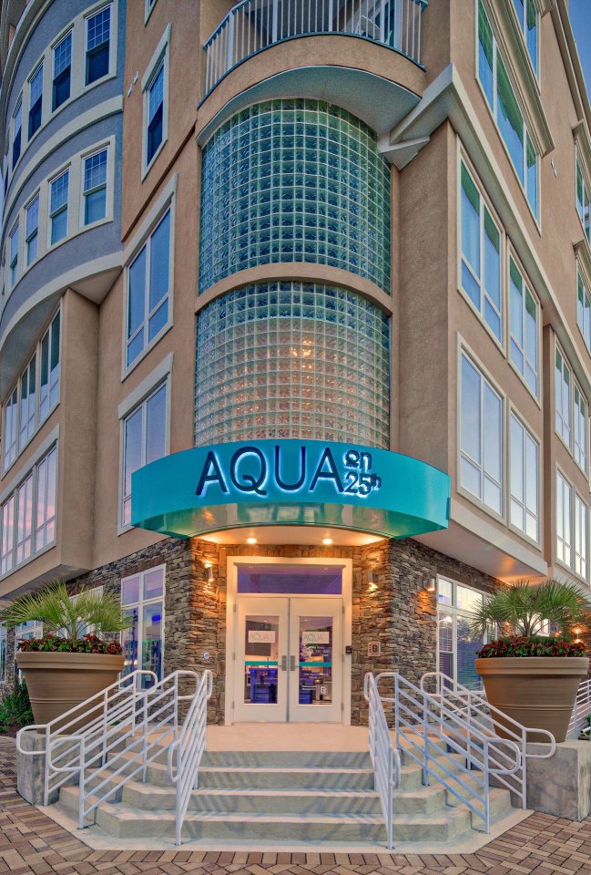 Aqua on 25th Image 51