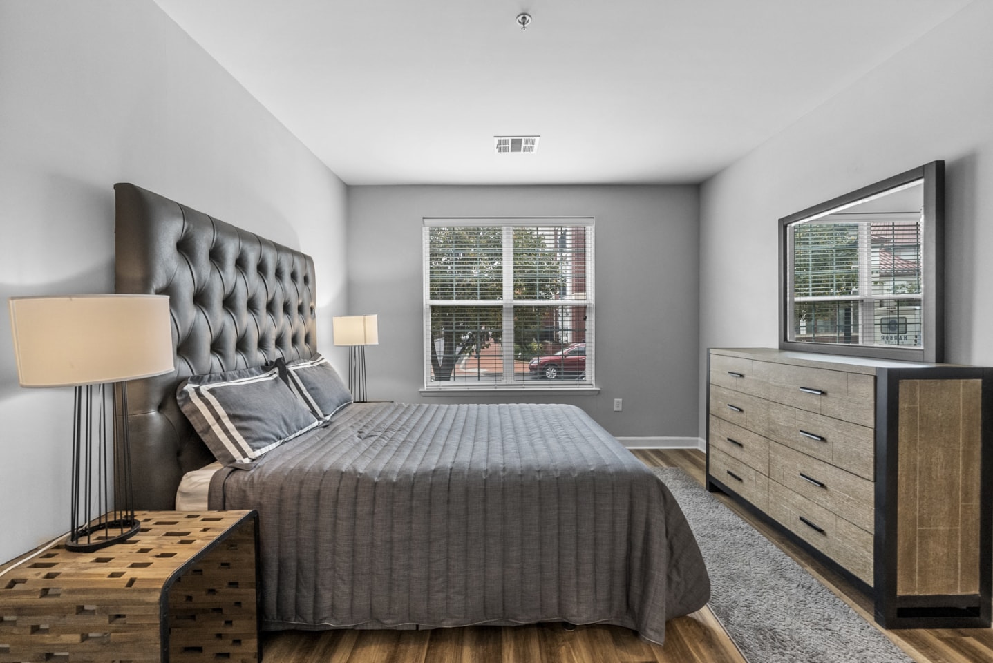 Harbor Pointe Image 80