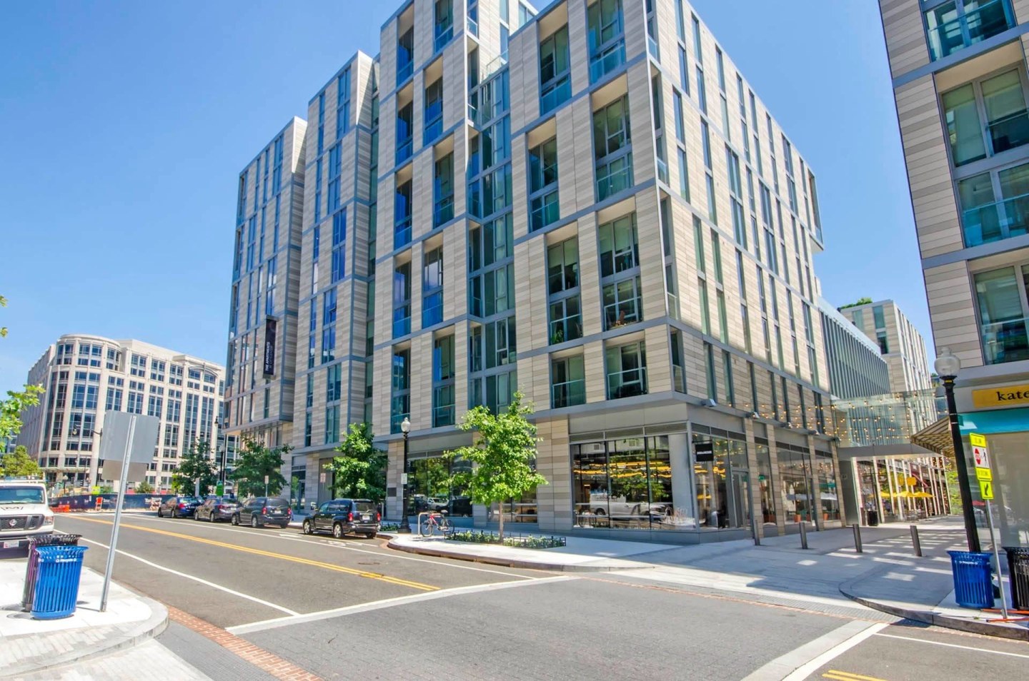 The Apartments at CityCenter Image 32