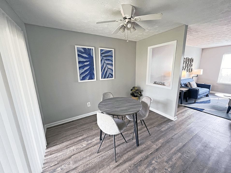 Pine Grove Apartments Image 3