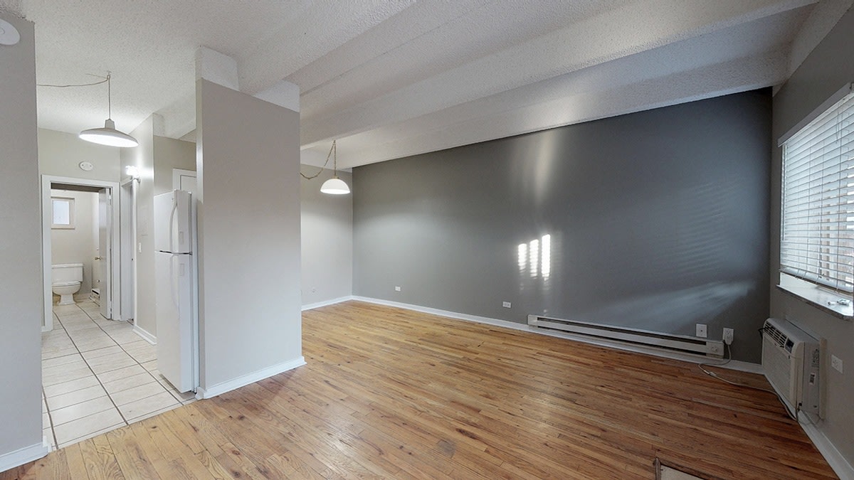 150 S Washington Image 7
