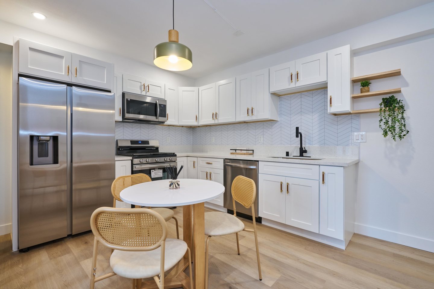 1258 W 37th Drive - Co-Living Image 29