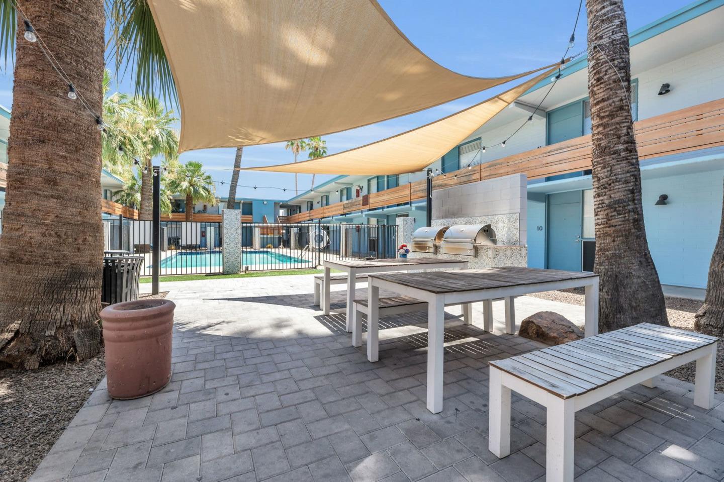 The Elton Apartment Homes Image 8