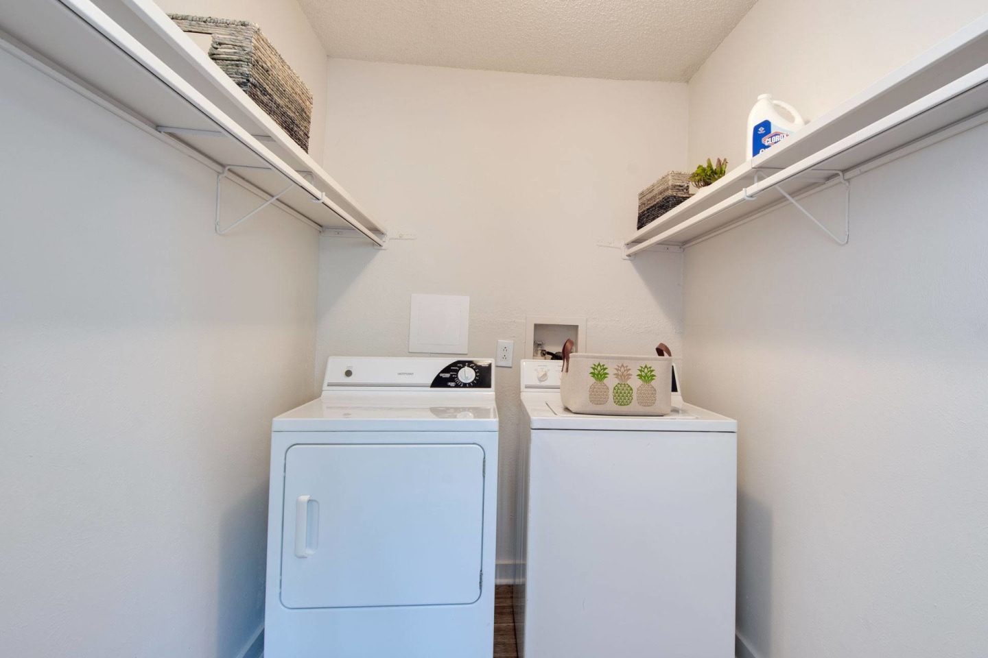 Nob Hill Apartments Image 37