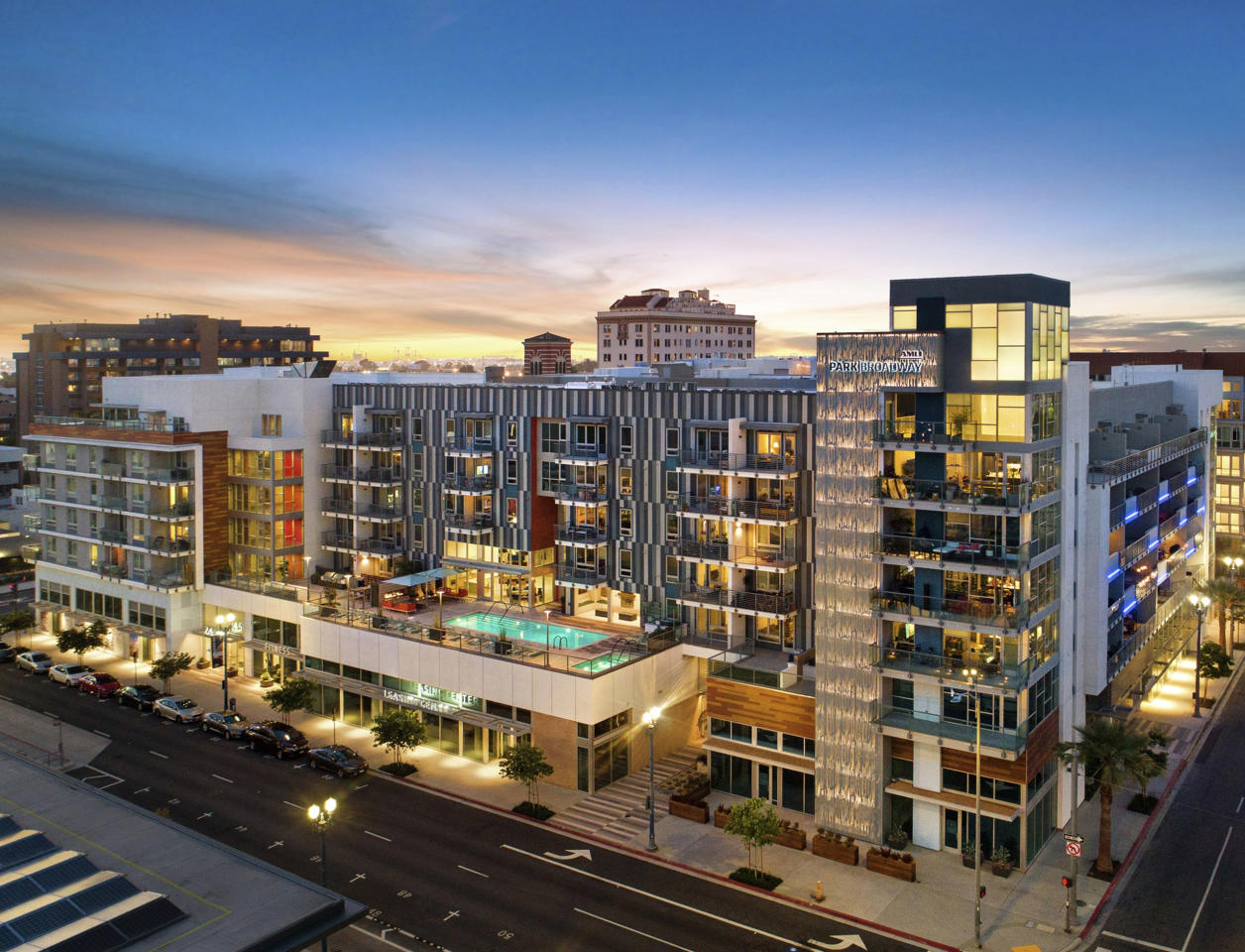 AMLI Park Broadway Image 4