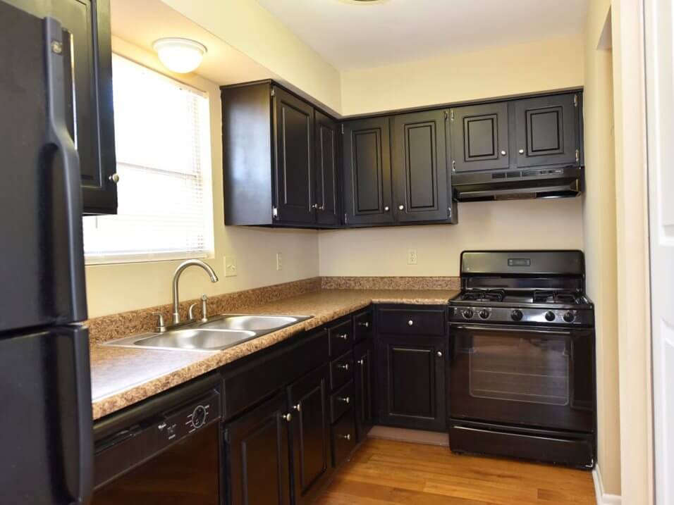 Pavilion Lakes Apartments Image 16