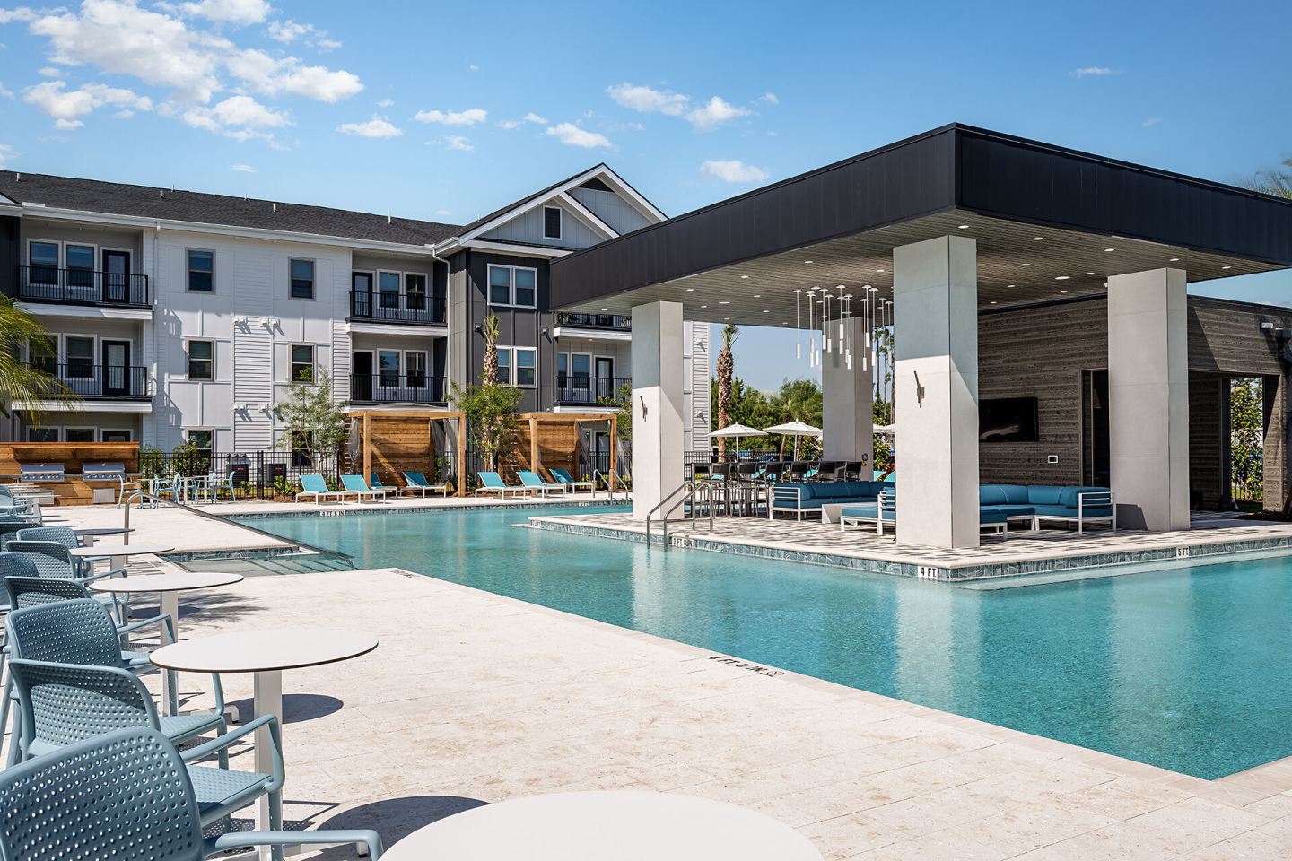 Perla Luxury Apartments Image 17