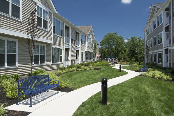 Woodmont Knolls Image 9