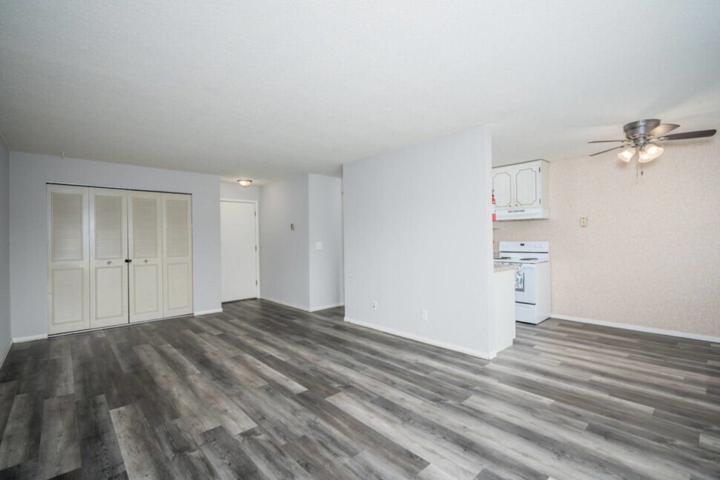 Charlton Place Image 27