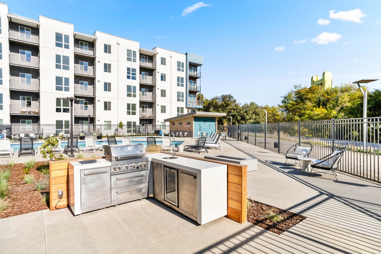 805 Riverfront Image 17