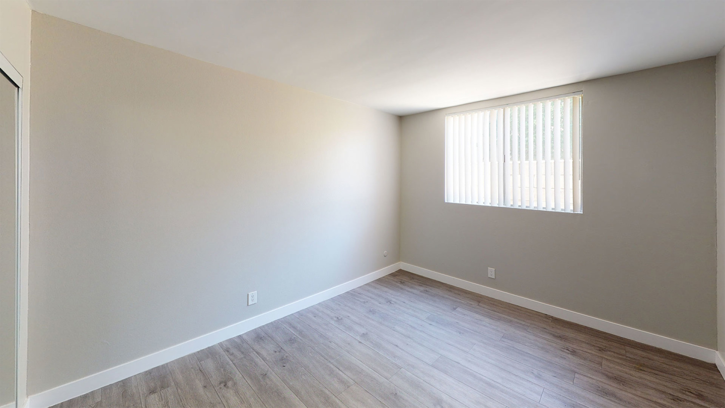 Occidental Apartments Image 4