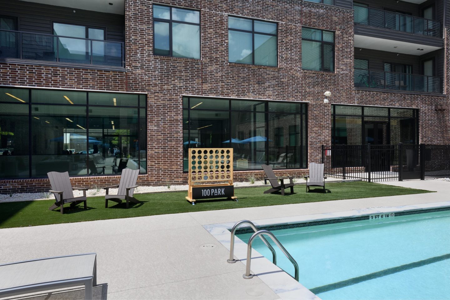 100 Park Image 18