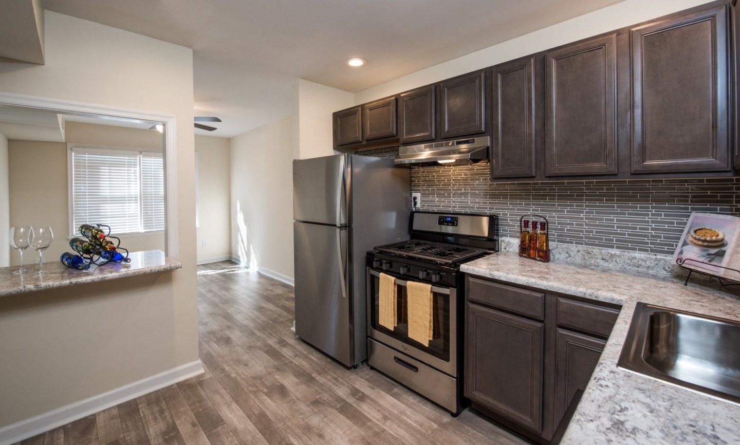 Thalia Gardens Apartments and Townhomes Image 10
