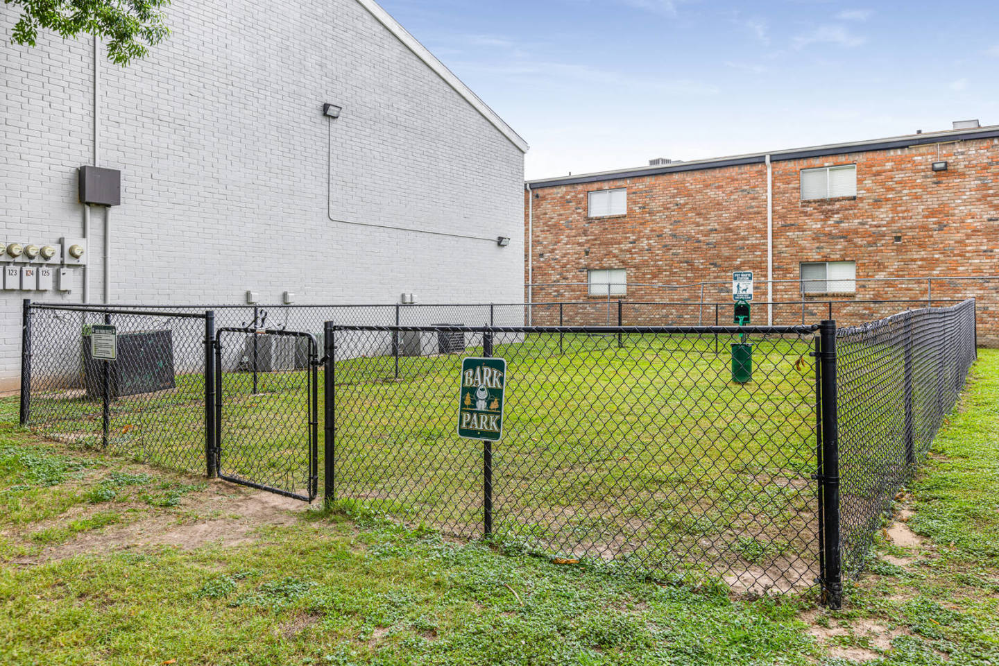 The Burke Apartments Image 3
