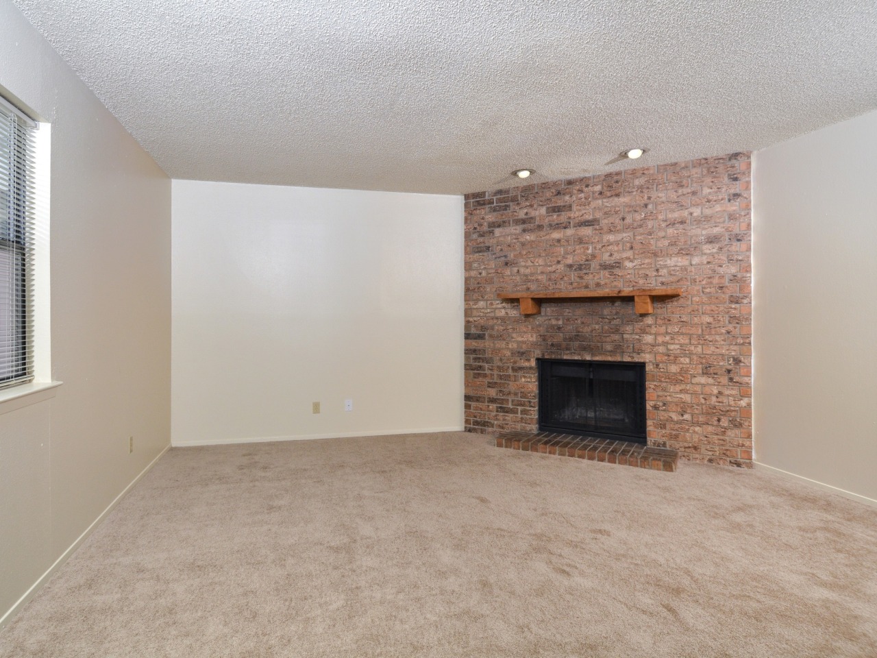 Country Crest Townhomes Image 17