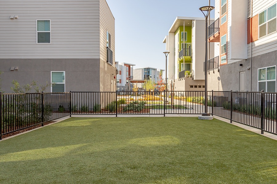 Hub Apartments Image 24