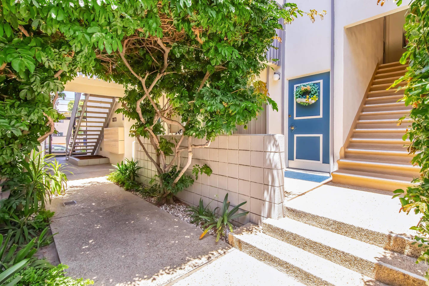 Ocean West Apartments Image 4